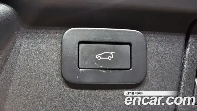 Land Rover Range Rover Velar 2022 — Şəkil 4/20