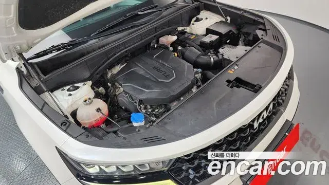 Kia Sorento 2021 — ფოტო 4/20