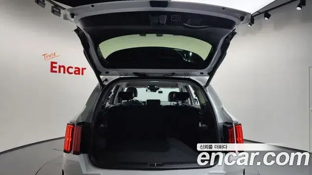 Kia Sorento 2021 — ფოტო 9/20