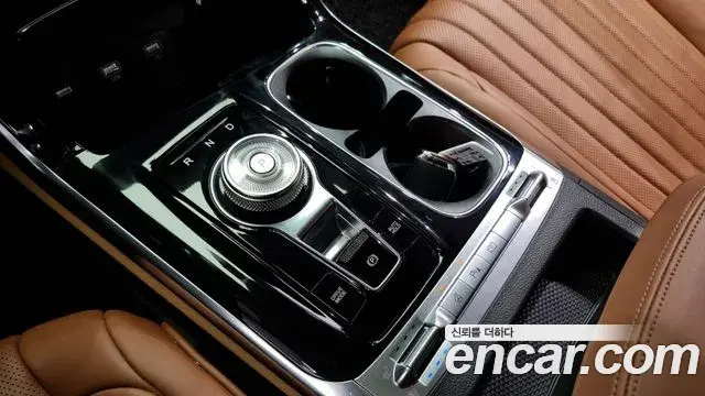 Kia Carnival 2021 — Şəkil 6/20