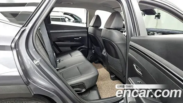 Hyundai Tucson Hybrid 2022 — ფოტო 16/20