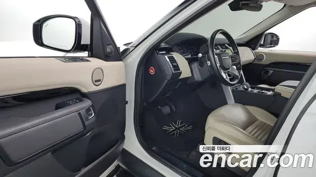 Land Rover Discovery 5 2021 — Photo 10/20