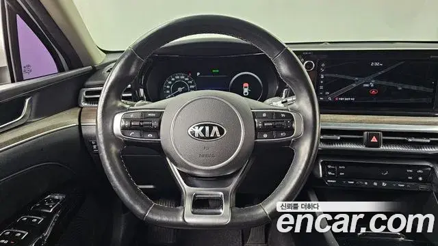 Kia K5 2020 — Photo 12/20