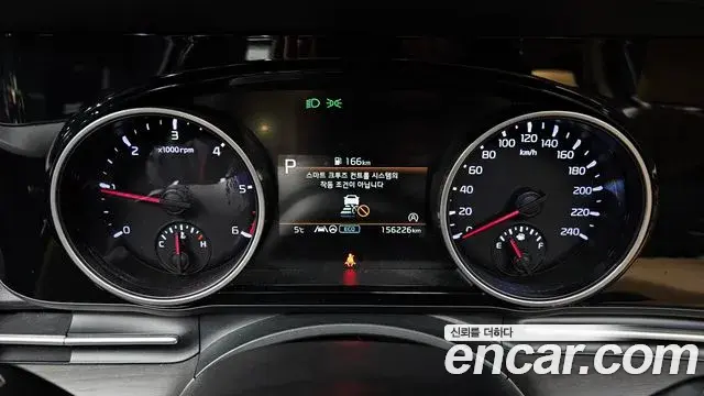 Kia Carnival 2020 — Фото 6/20
