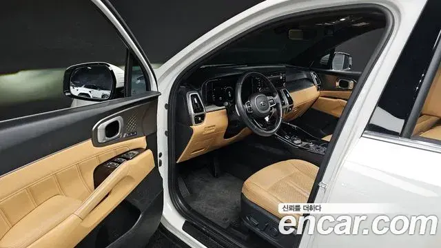 Kia Sorento 2021 — ფოტო 13/20