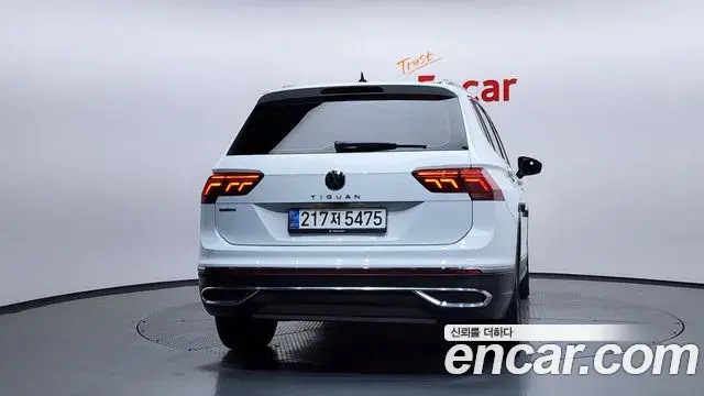 Volkswagen Tiguan Allspace 2022 — Şəkil 14/20
