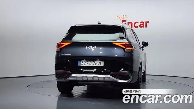 Kia Sportage 2022 — Photo 6/20