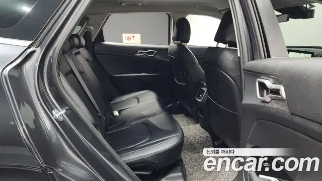 Kia Sportage 2022 — Photo 12/20