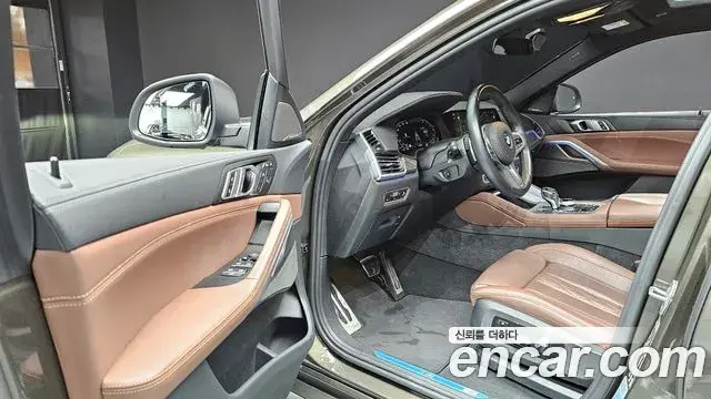 BMW X6 2022 — ფოტო 14/20