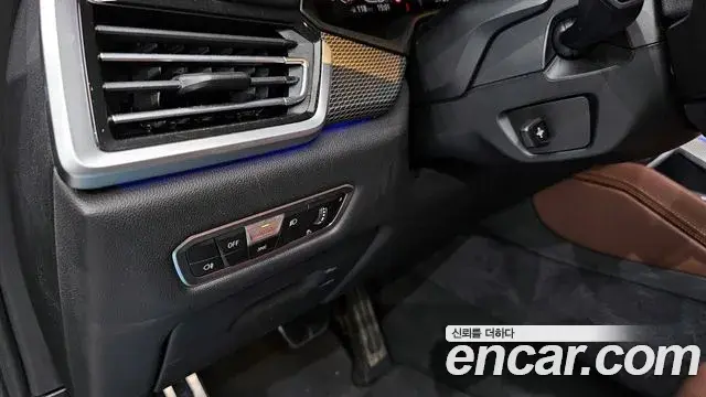BMW X6 2022 — ფოტო 19/20
