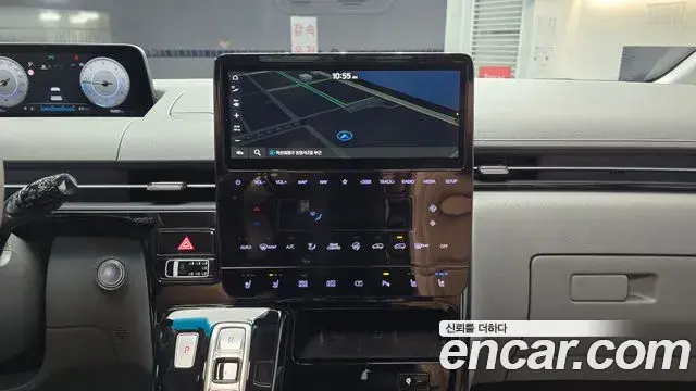 Hyundai Staria 2022 — Фото 14/20