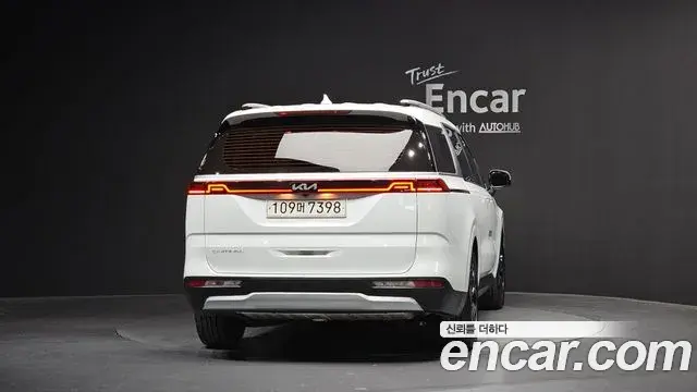 Kia Carnival 2021 — Фото 4/20