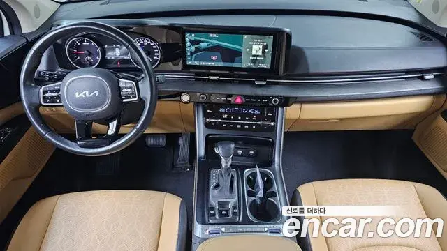 Kia Carnival 2021 — Фото 7/20