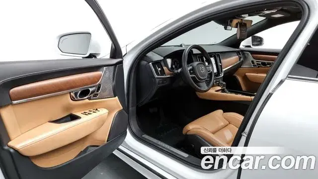 Volvo S90 2020 — Photo 17/20