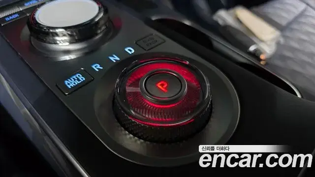 Genesis GV70 2022 — Фото 9/20