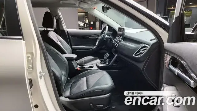 Kia Seltos 2019 — Şəkil 16/20