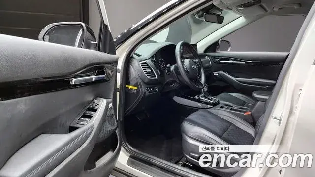 Kia Seltos 2019 — Şəkil 18/20