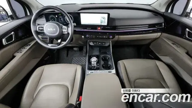 Kia Carnival 2024 — Şəkil 2/20