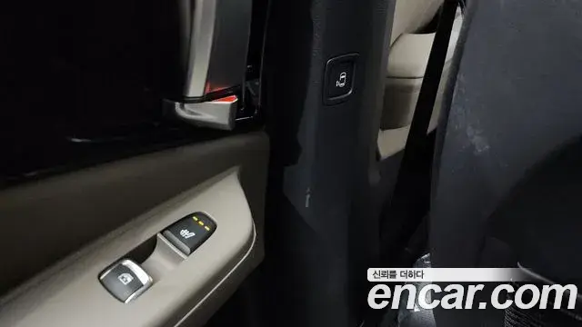 Kia Carnival 2024 — Şəkil 3/20