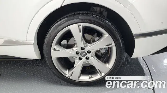 Genesis GV80 2023 — Şəkil 9/20