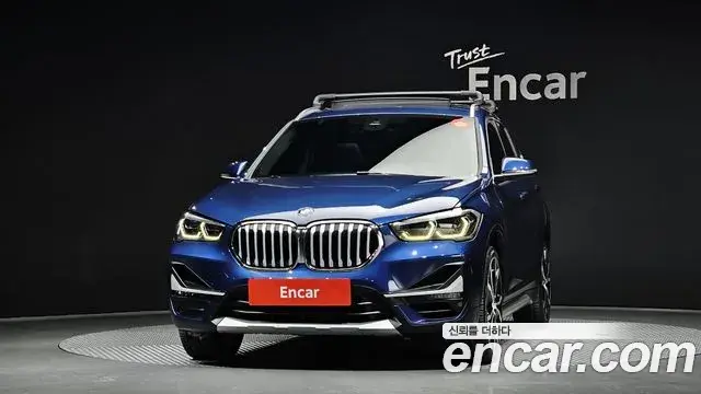 BMW X1 2021 — Şəkil 13/20