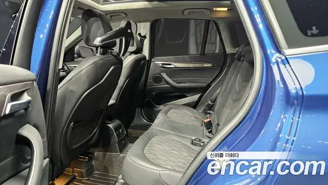 BMW X1 2021 — Şəkil 11/20