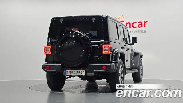 Jeep Wrangler 2021 — Фото 4/20