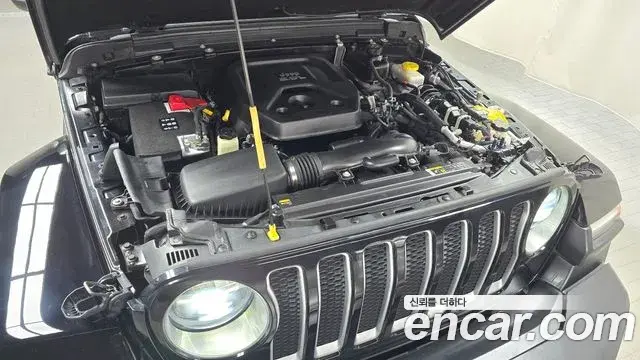 Jeep Wrangler 2021 — Фото 6/20