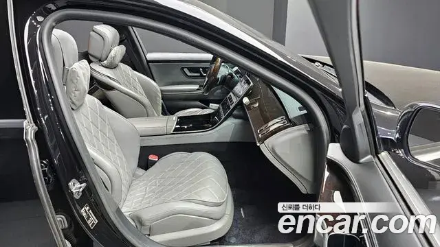 Mercedes-Benz S-Class 2021 — Photo 16/20