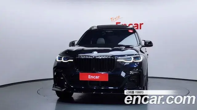 BMW X7 2022 — Şəkil 1/20