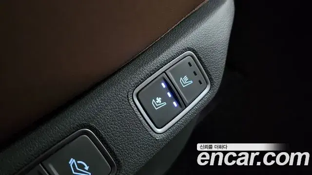 Hyundai Staria 2023 — ფოტო 9/20