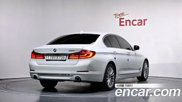 BMW 5 Series 2019 — Photo 15/20