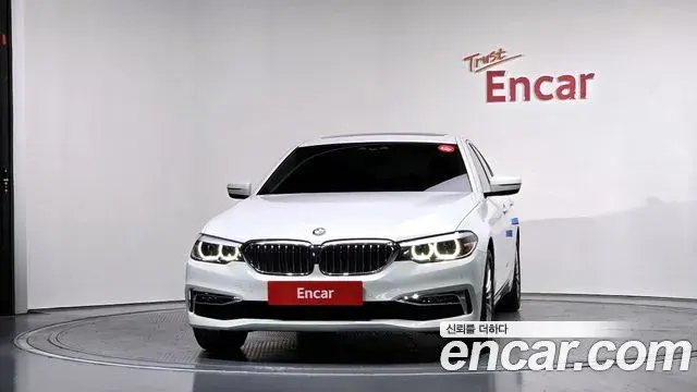 BMW 5 Series 2019 — Photo 4/20