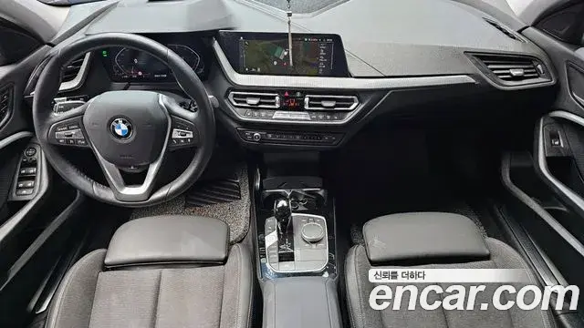 BMW 1 Series 2023 — ფოტო 13/20
