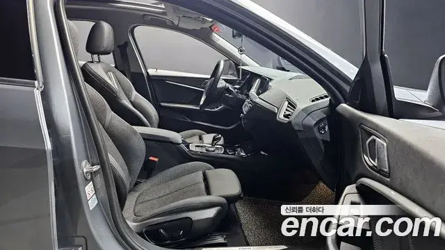 BMW 1 Series 2023 — ფოტო 5/20