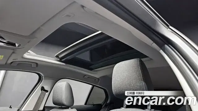 BMW 1 Series 2023 — ფოტო 14/20