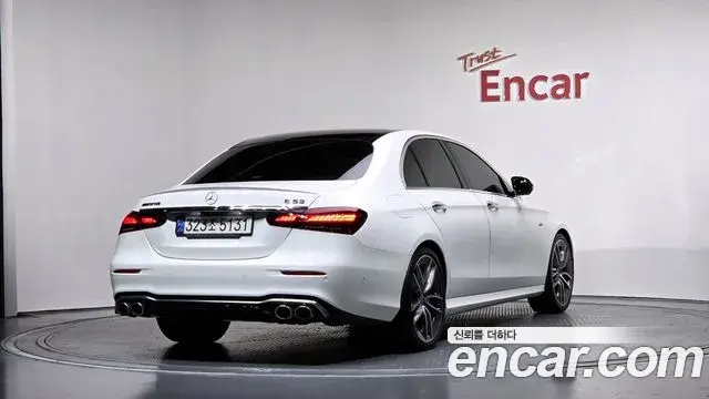 Mercedes-Benz E-Class 2021 — Фото 2/20