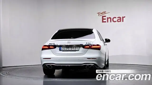 Mercedes-Benz E-Class 2021 — Фото 4/20