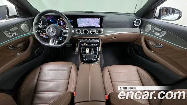 Mercedes-Benz E-Class 2021 — Фото 7/20