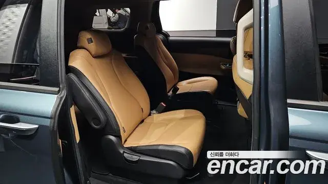 Kia Carnival 2020 — Şəkil 8/20