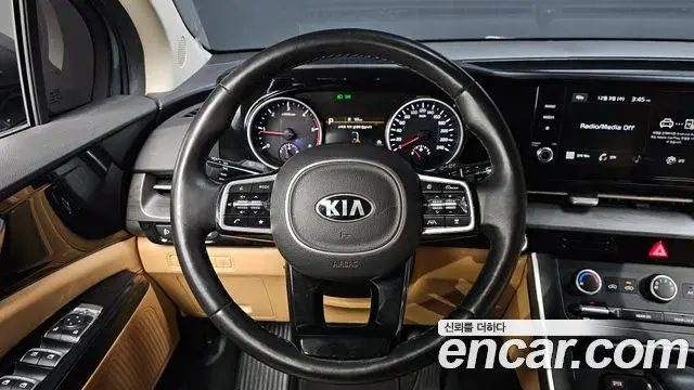 Kia Carnival 2020 — Şəkil 15/20