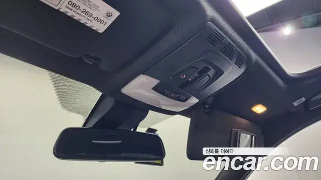 BMW 3 Series 2018 — Фото 17/20
