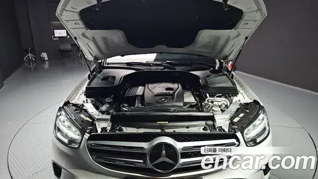 Mercedes-Benz GLC-Class 2021 — ფოტო 5/20