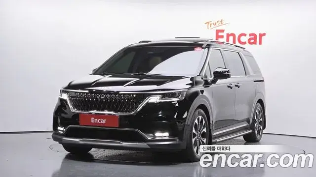 Kia Carnival 2022 — Photo 2/20