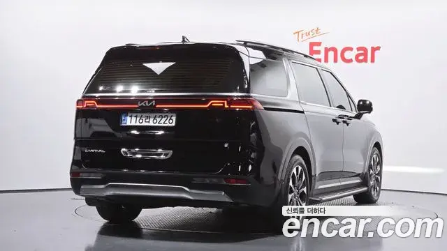 Kia Carnival 2022 — Photo 6/20