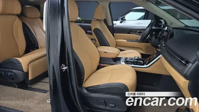 Kia Carnival 2022 — Photo 9/20