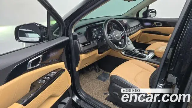 Kia Carnival 2022 — Photo 17/20