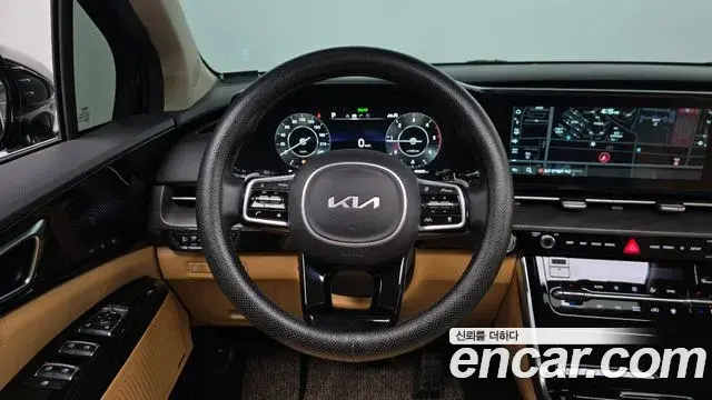 Kia Carnival 2022 — Photo 4/20
