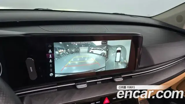 Kia Carnival 2022 — Photo 13/20