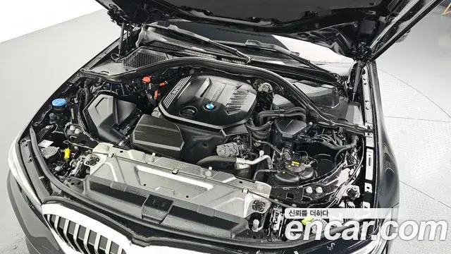 BMW 3 Series 2021 — Şəkil 14/20